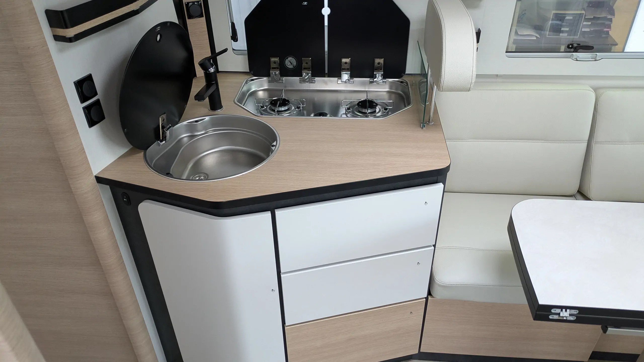 Image RAPIDO 896F integral