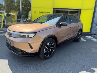 Voir le détail de l'offre de cette OPEL Grandland X Electric 213ch Batterie 82 kWh GS de 2024 en vente à partir de 354.84 €  / mois