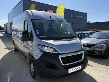 Voir le détail de l'offre de cette PEUGEOT Boxer Fg L3H2 3.5 140ch BlueHDi S&S de 2023 en vente à partir de 299.46 € / mois
