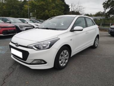 Voir le détail de l'offre de cette HYUNDAI i20 1.2 84ch Intuitive de 2018 en vente à partir de 144.8 €  / mois
