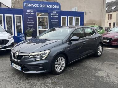Voir le détail de l'offre de cette RENAULT Megane 1.5 Blue dCi 115ch Business de 2021 en vente à partir de 201.79 €  / mois