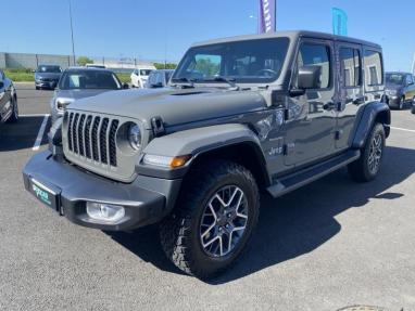 Voir le détail de l'offre de cette JEEP Wrangler 2.0 T 380ch 4xe Sahara Command-Trac MY23 de 2023 en vente à partir de 53 899 € 