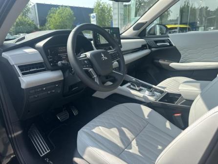 MITSUBISHI Outlander 2.4 PHEV 306ch Instyle 4WD à vendre à Auxerre - Image n°10
